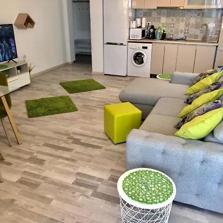 - Aqua Marine Sega Apartament *